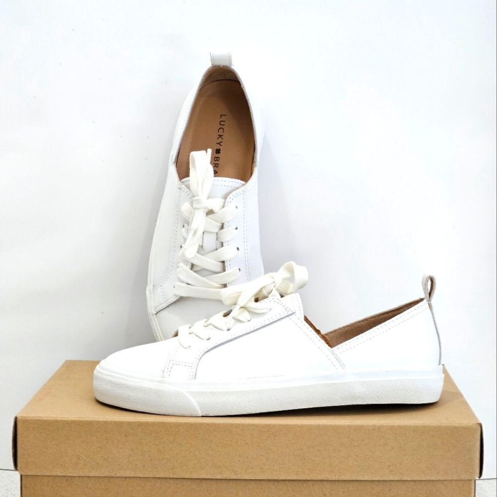 NIB, Lucky Brand, genuine leather sneakers. Size 7